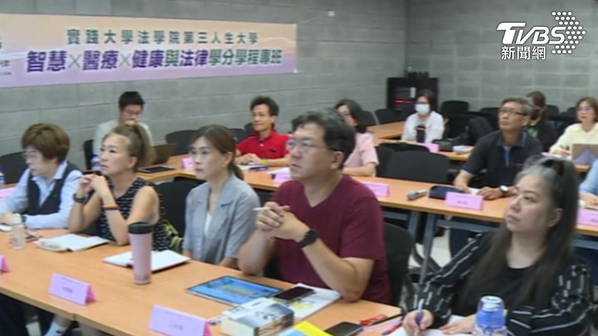 勞保新制上路 (圖/TVBS)
