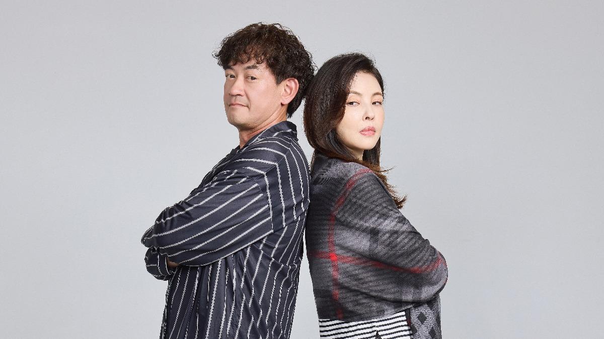 何如芸(右)、柯叔元演出結婚30年的夫妻。(圖/艾彼新創股份有限公司提供)
