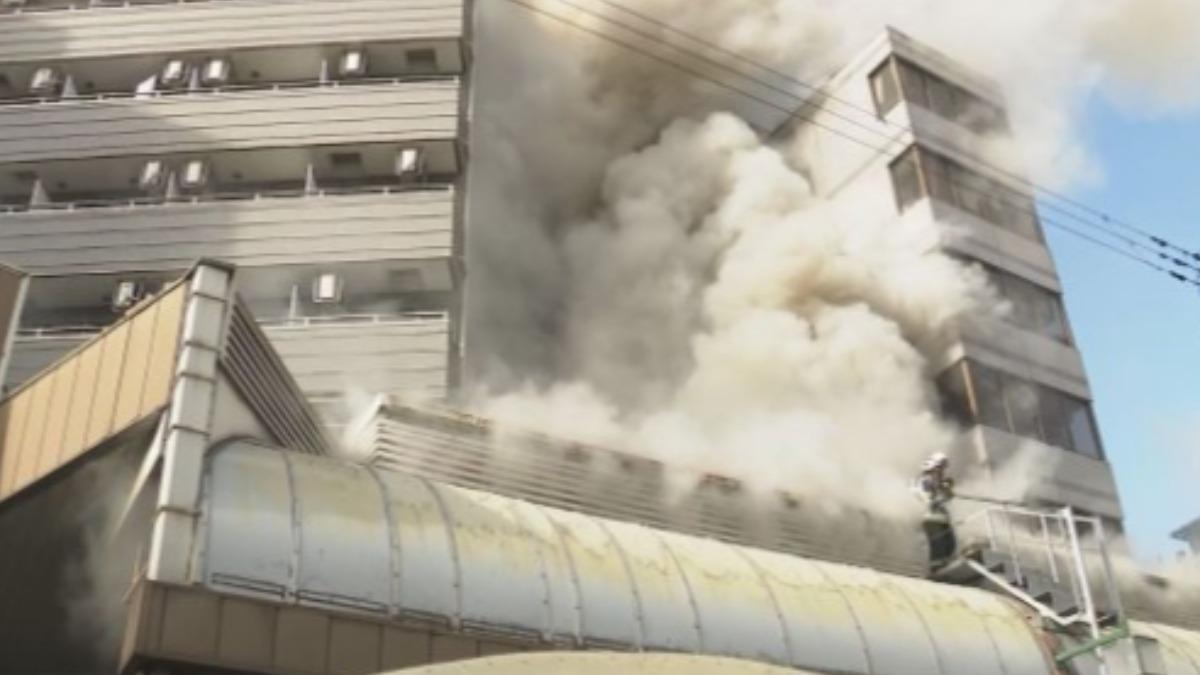 日本大阪通天閣附近商店街爆發火災。(圖/翻攝 TBS News)