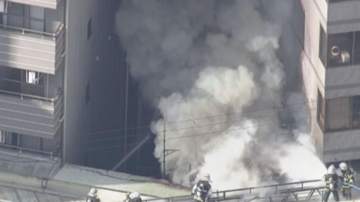 日本大阪通天閣附近商店街爆發火災。(圖/翻攝 TBS News)