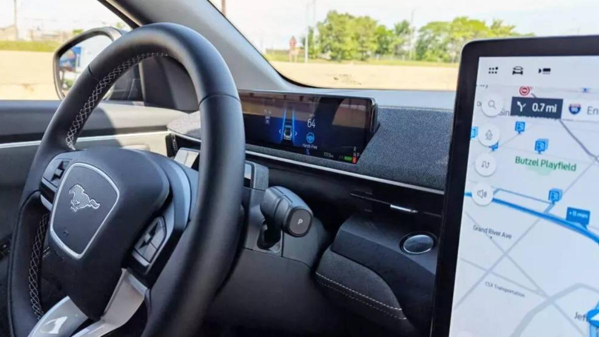 告別豪車專利！福特揭2028藍圖　Level 3自駕下放百萬元車