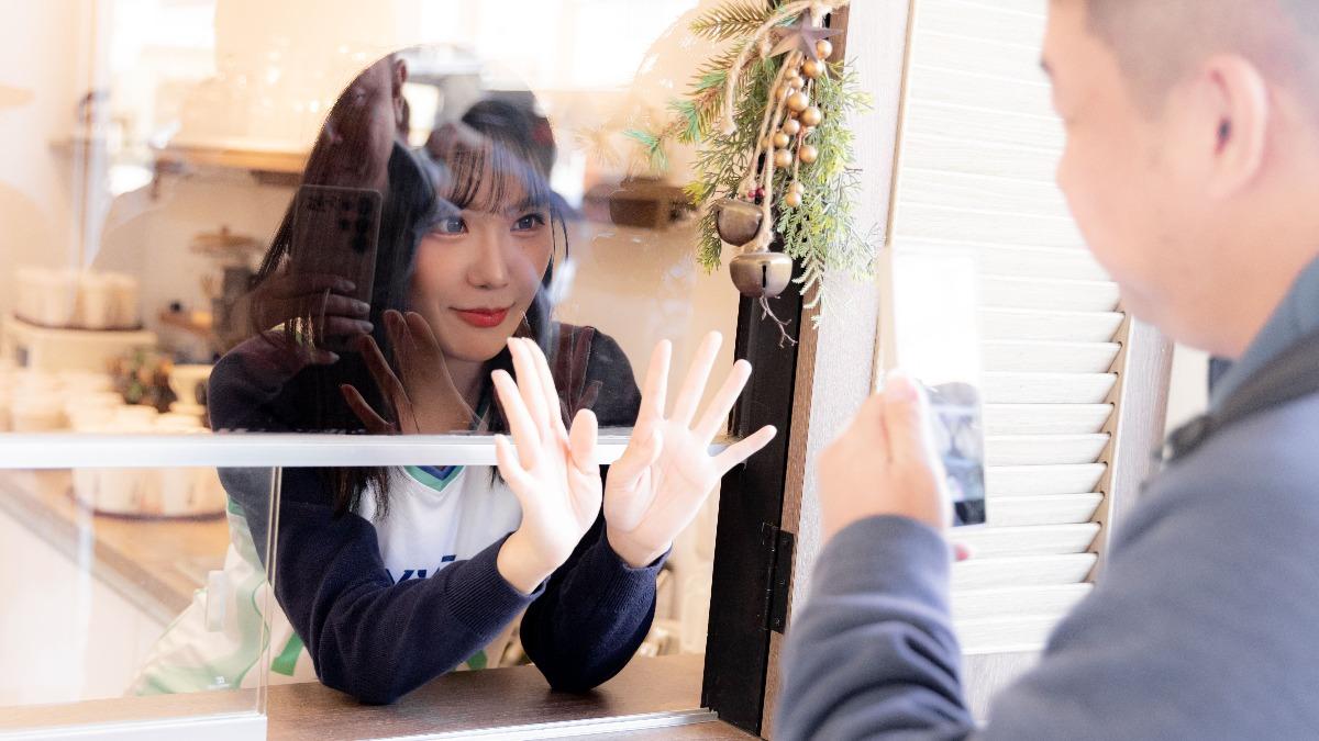 崔洪邏打頭陣出席粉絲活動。(圖/CHEER UP提供)