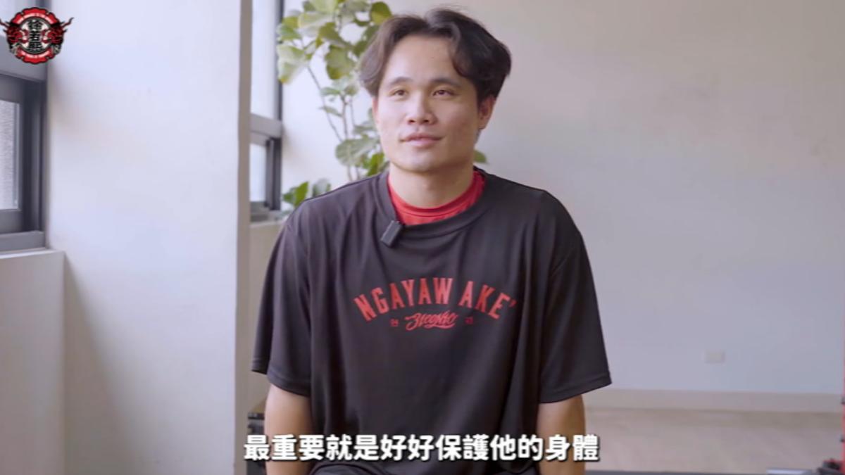 味全龍10日下午舉行徐若熙的歡送會,不少隊友也提前錄製了祝福影片。(圖/味全龍提供)