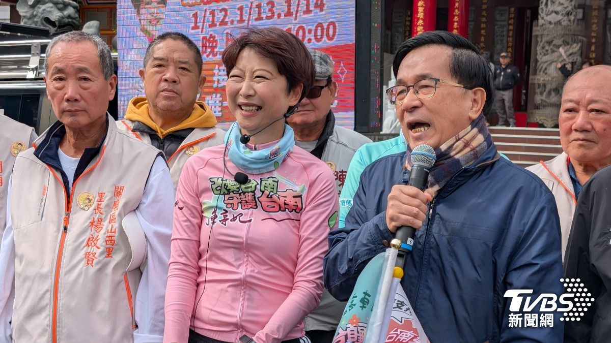 前總統陳水扁8日在台南「巧遇」綠委陳亭妃。（圖／陳亭妃辦公室提供）