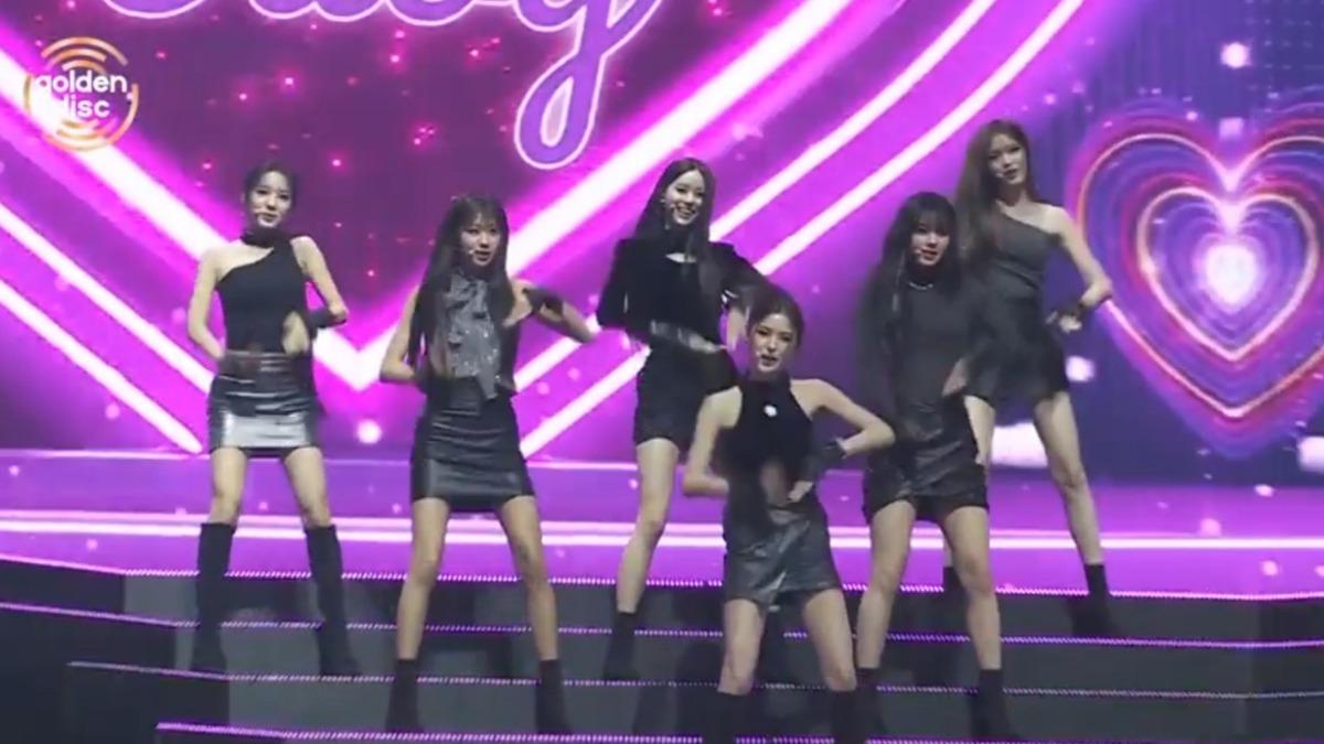 izna致敬Wonder Girls。(圖/翻攝自TVBS、Disney+)