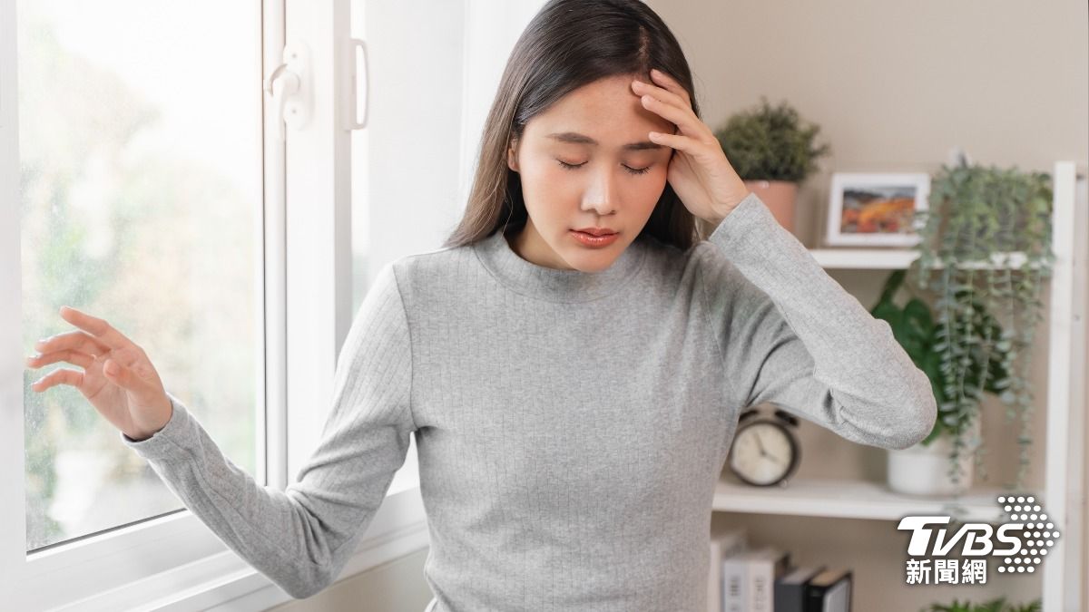 冬天一站就頭暈?專家曝是「它」在作怪 5類食物讓你站得穩
