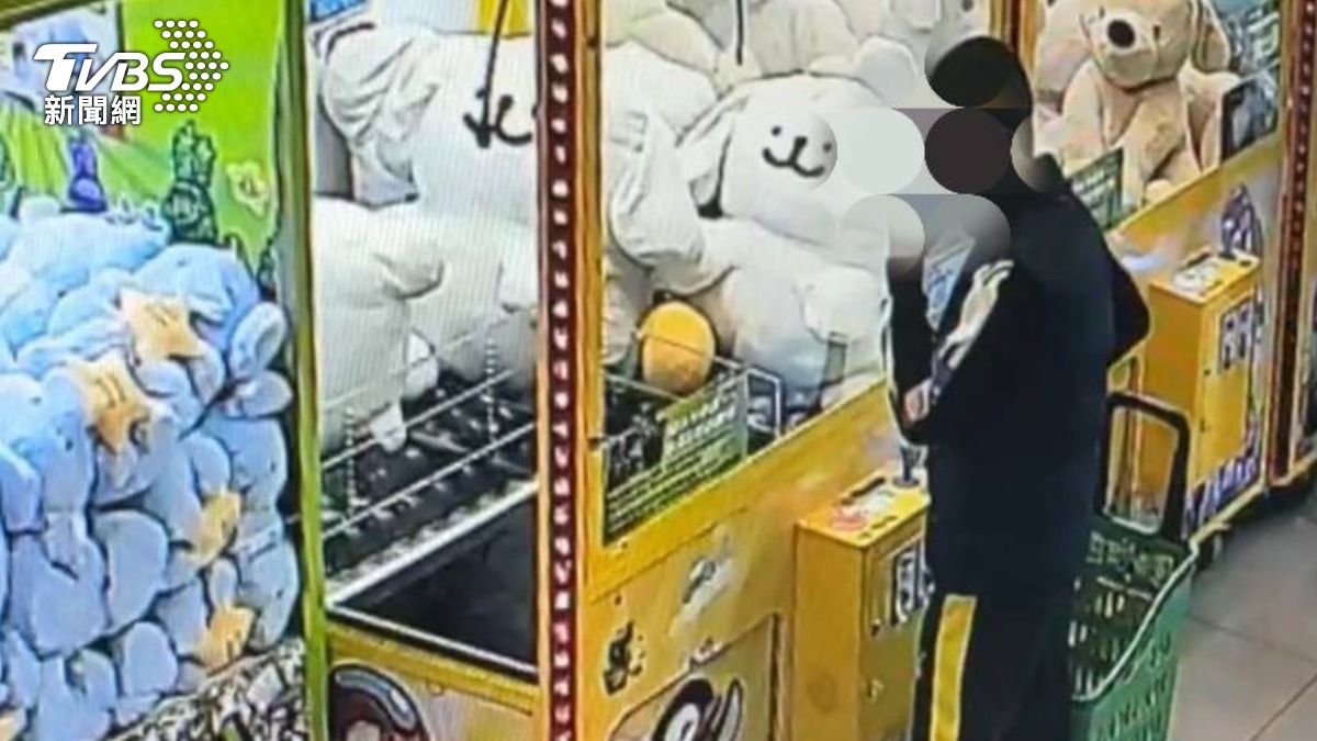 黃男吸食電子菸後開始精神恍惚。(圖/TVBS)