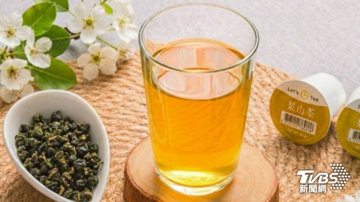 全家則推出頂級高山茶新品「蘭韻梨山烏龍」。(圖片來源/業者提供)