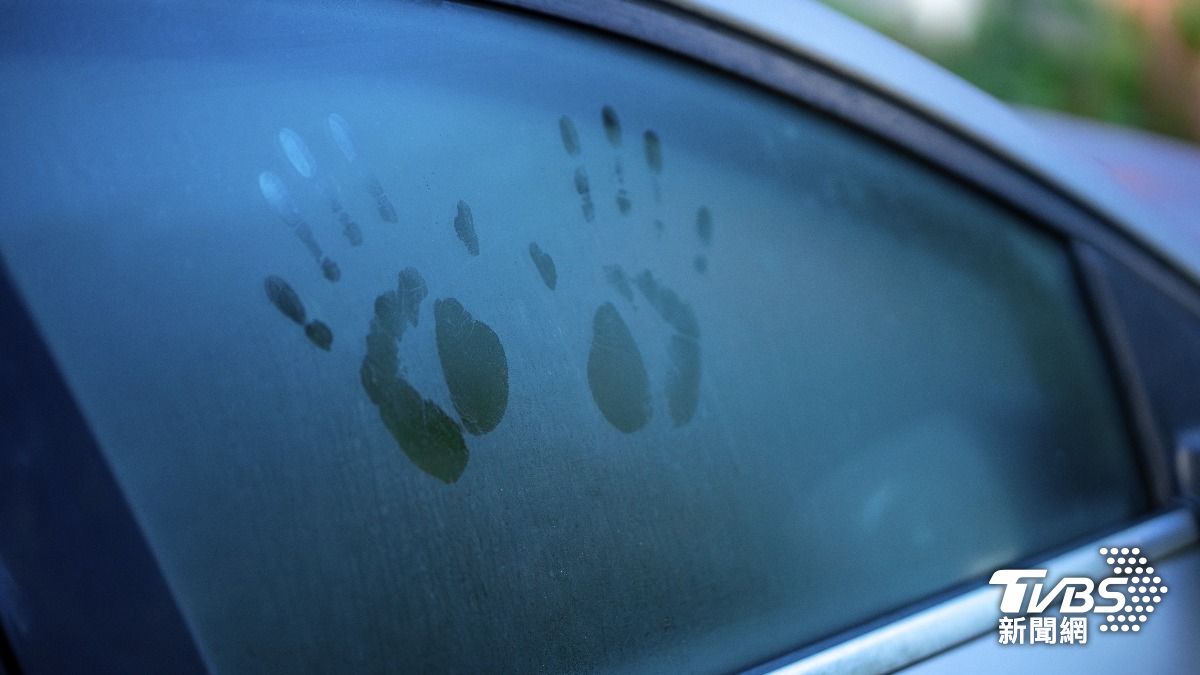 大馬情侶車內吃播遇歹徒!兩人被迫當場性行為 女還慘遭性侵