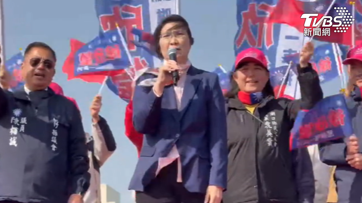 藍營新竹縣長初選白熱化,形成徐欣瑩對決陳見賢局面。(圖/TVBS)