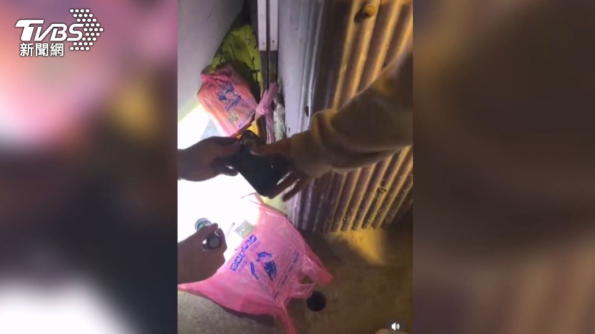 最終將手機丟包棄置。警方與當事人抵達定位地點後,順利尋獲遭竊手機。(圖/畫面翻攝 翻攝IG hz_9x9)