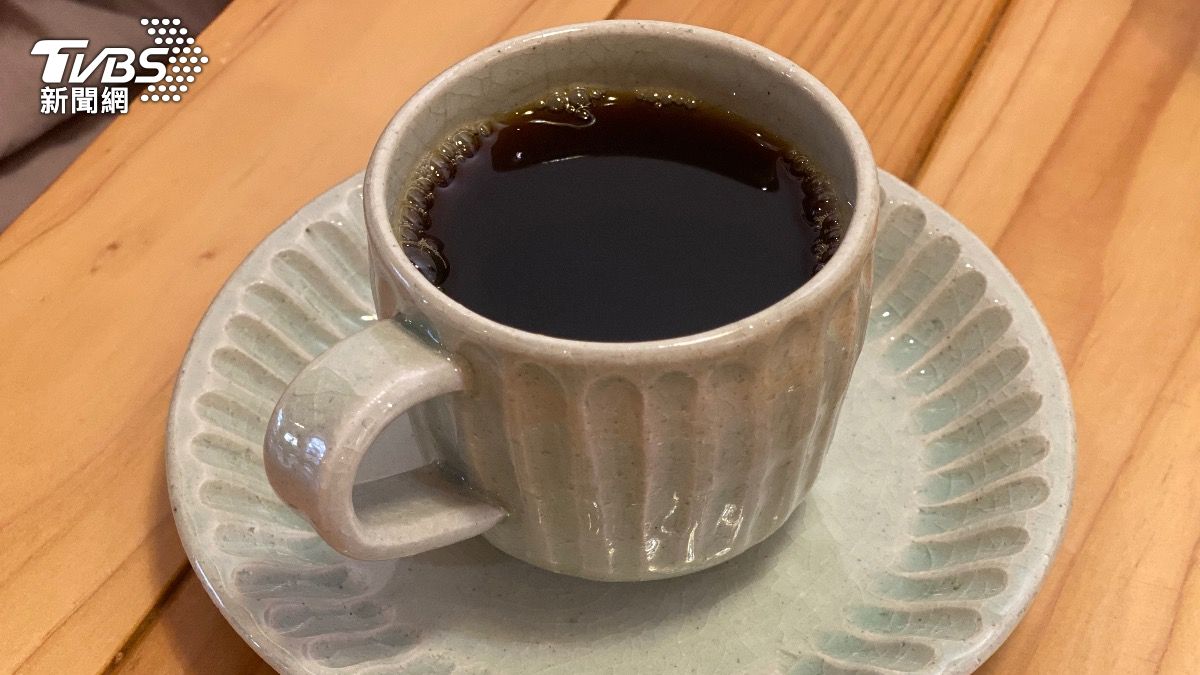 咖啡焙度有助健康 醫點名「淺焙黑咖啡」:每天喝肝癌風險大降