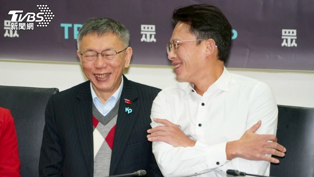 獨/民眾黨兩個太陽合體 柯文哲、黃國昌1/18輔選北市小雞