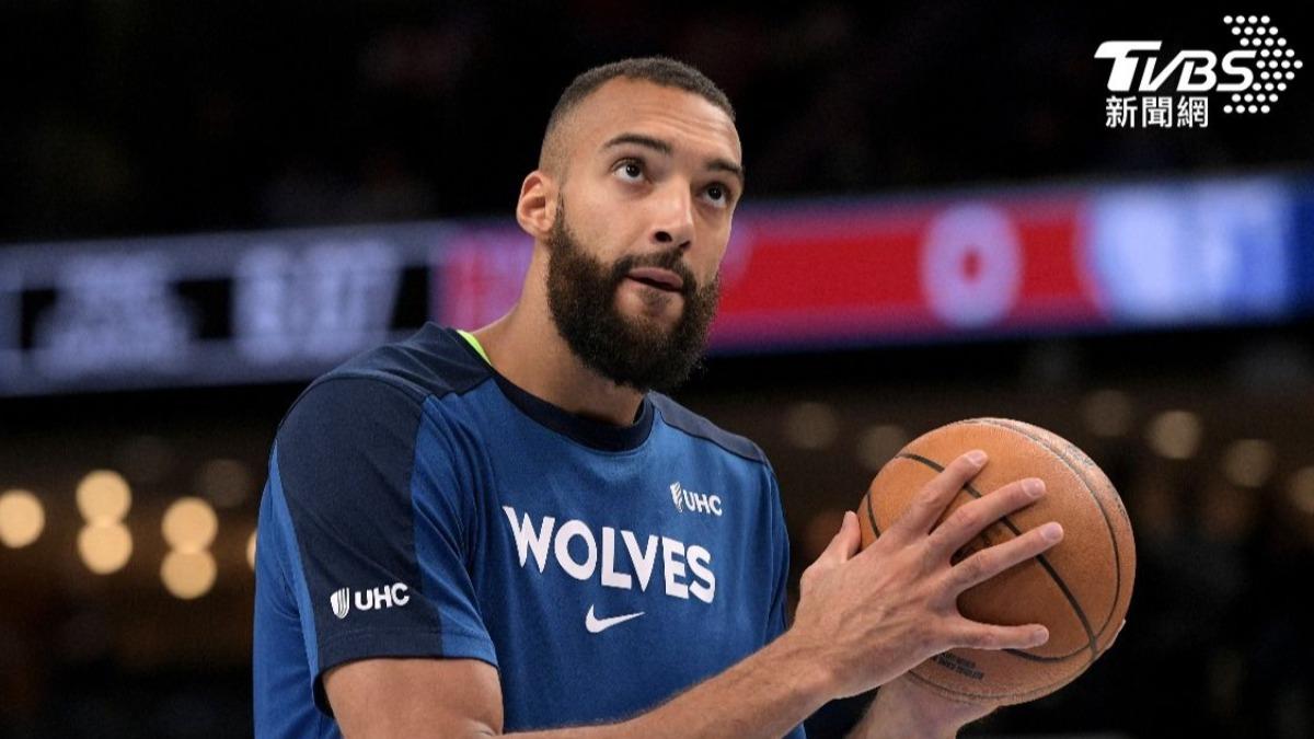NBA／搞同鄉？戈貝爾對斑馬「惡意墊腳」　遭聯盟禁賽1場