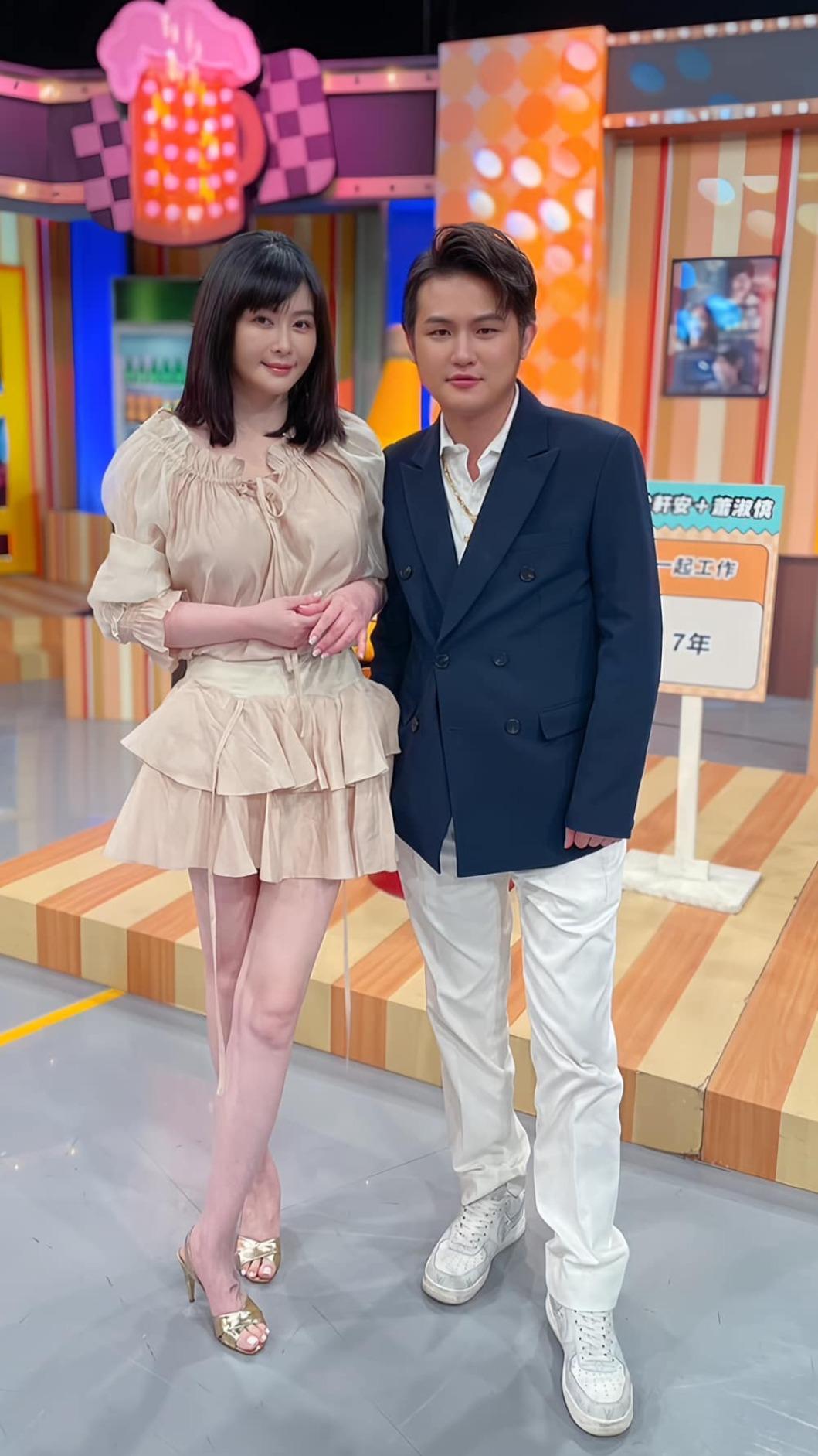 梁軒安(右)回應與蕭淑慎夫妻真實現況。(圖/翻攝自蕭淑慎臉書)