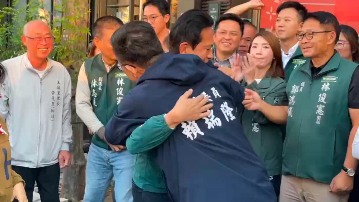 賴瑞隆今趕赴台南為林俊憲站台。(圖/林俊憲辦公室提供)