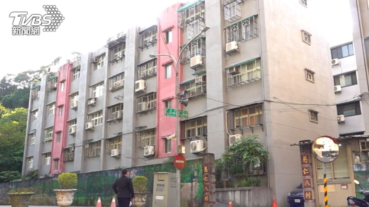 駁斥錢坑指控，羅智強強調修法僅為彌補國防部疏失。（圖／TVBS）