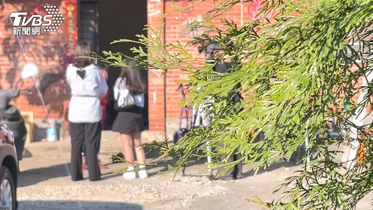 受害者林小姐,表示之前有想要認養狗狗,但對方突然消失。(圖/民眾提供)