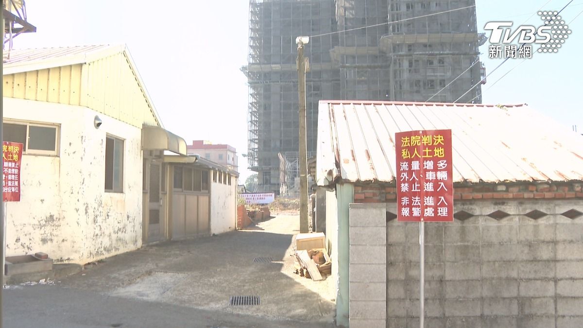 「花甲」台中大肚取景地百年古厝遭拆爆糾紛 地主擺棺抗議