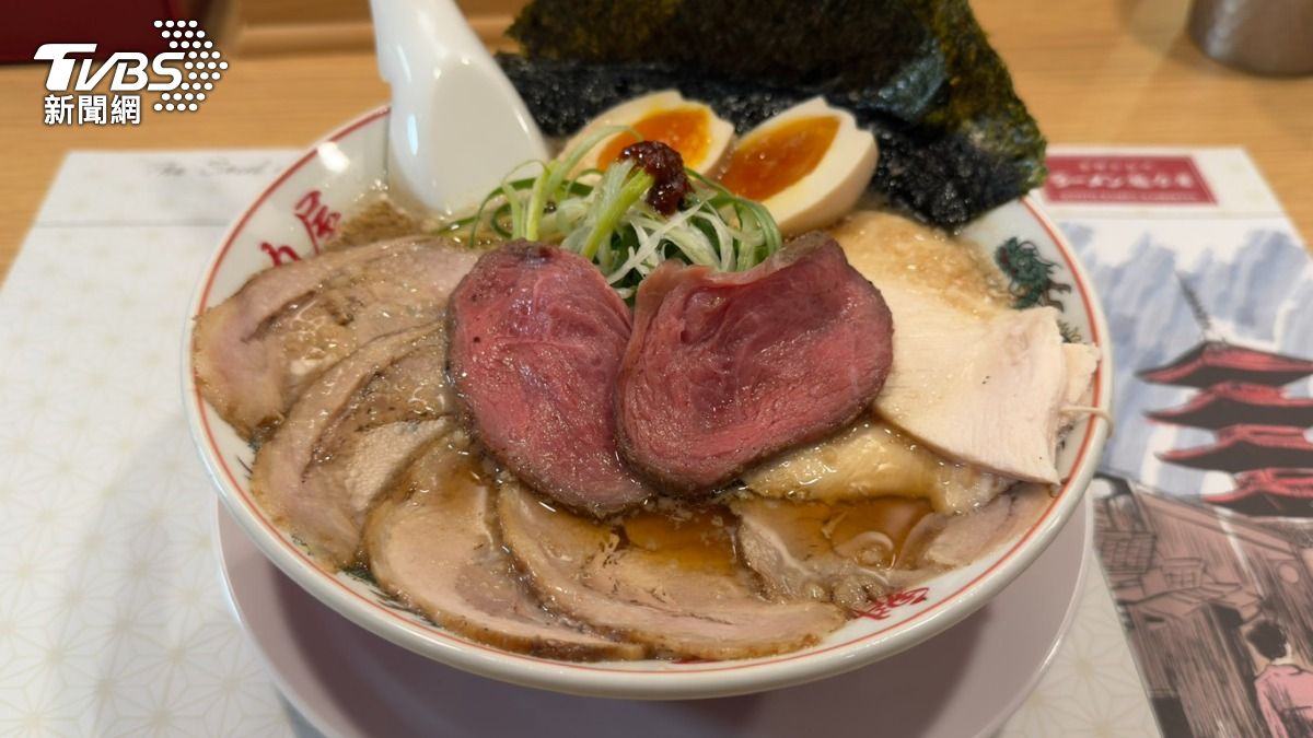拉麵買一送一「月銷1萬碗霸主」進駐台北 定食8味全龍重磅聯名