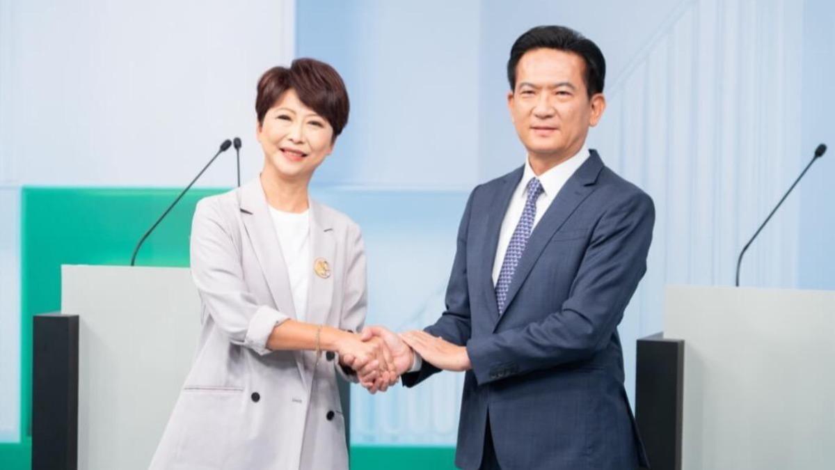民進黨台南市長初選15日民調結果揭曉,立委陳亭妃(左)2%小贏林俊憲(右)。(圖/民進黨提供)