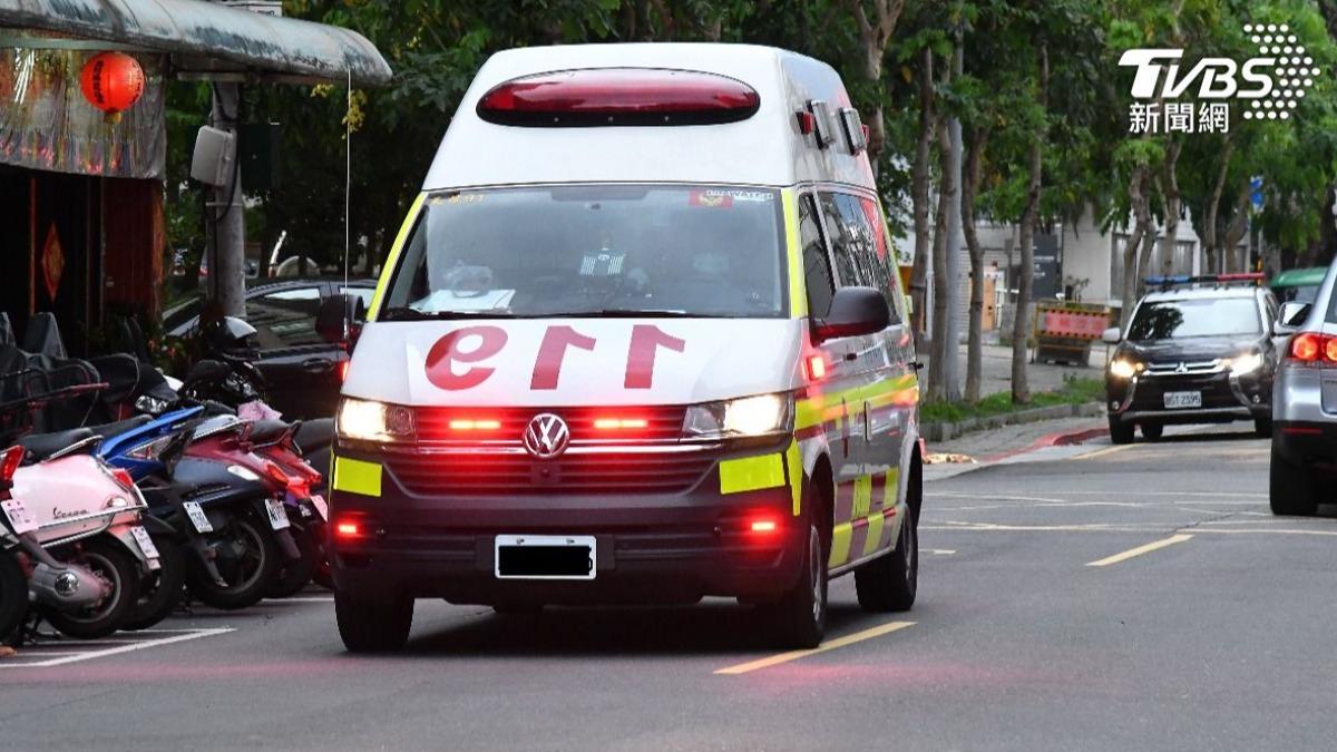 快訊/北投分局警員攔檢疑遭車輛衝撞 眼、嘴鮮血直流送醫