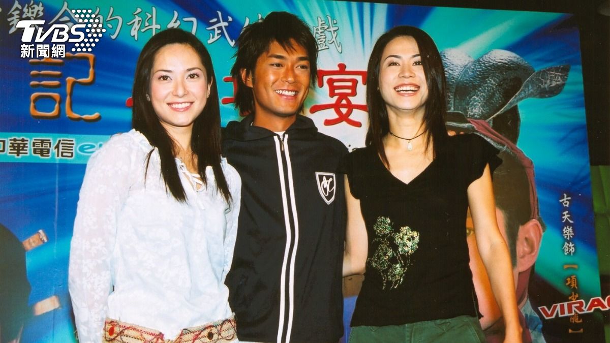 當時郭羨妮(左起)、古天樂、宣萱一同出席尋秦記慶功宴。(圖/TVBS資料照)