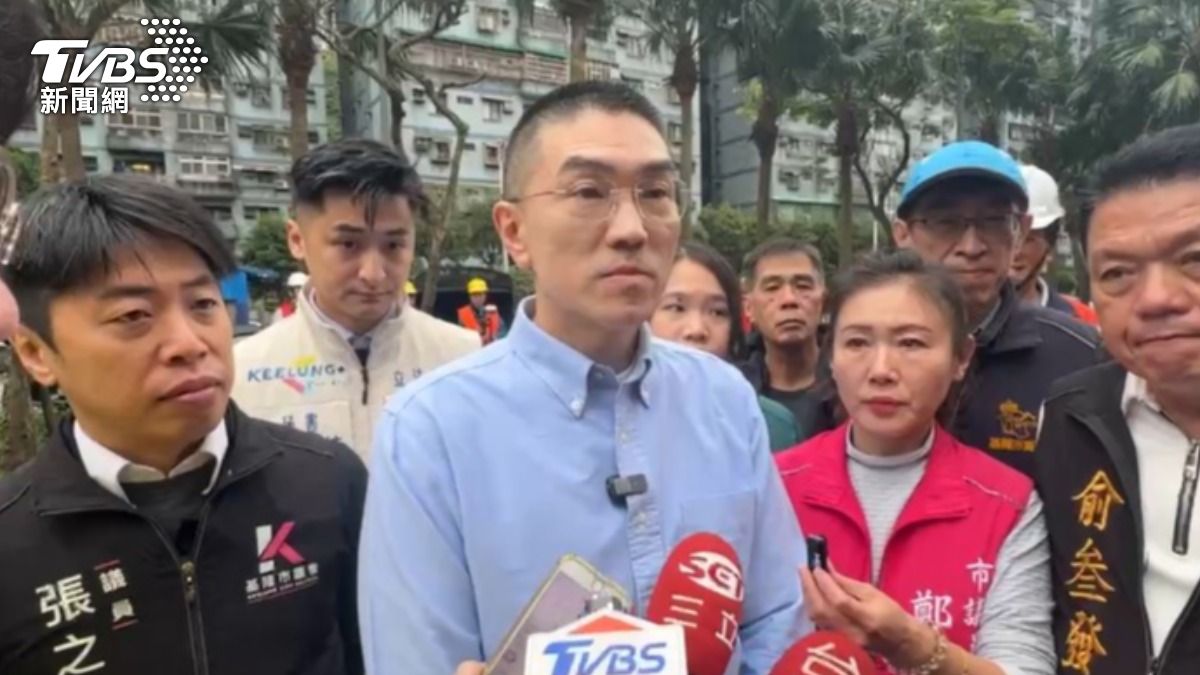 基隆市長謝國樑喊話台水應汰換老舊管線。（圖／TVBS）