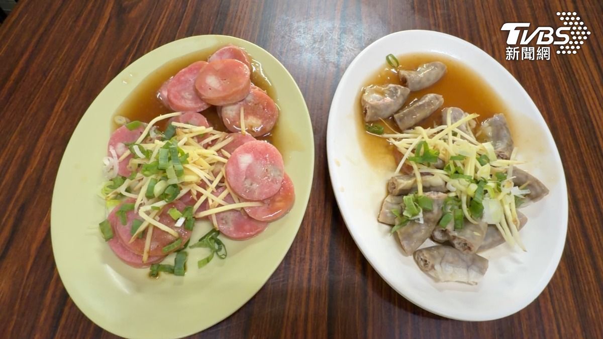 國語都叫粉腸，在北部人心目中的粉腸是右邊這一份粉腸，在高雄點餐的粉腸大多都是左邊這一份的粉腸（圖／TVBS）