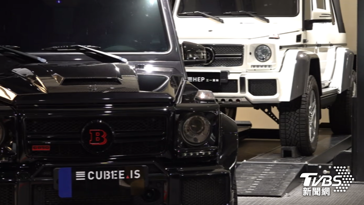 展示奢華改裝車。(圖/TVBS)