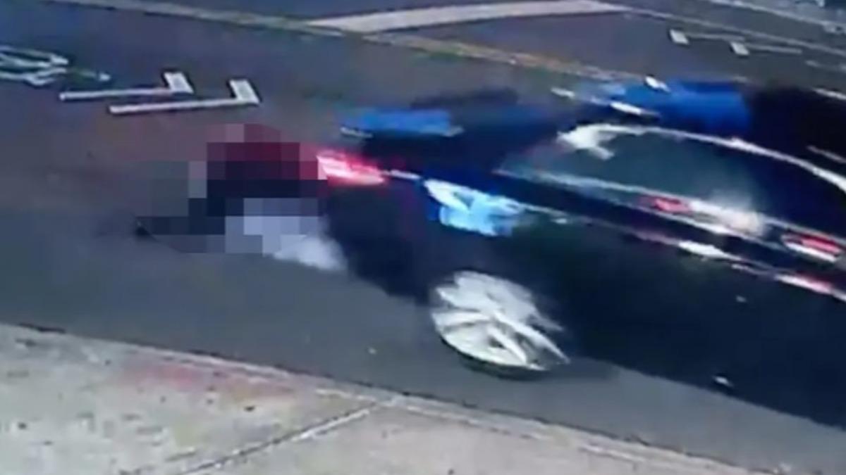 琪安娜遭撞後被捲入車底，拖行一段距離後傷重不治。（圖／翻攝 New York Post）