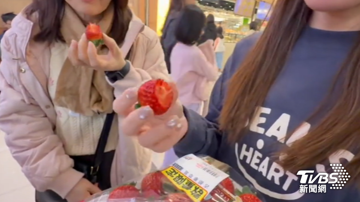 日進口草莓連4週不合格,食藥署指出採監視查驗,100%抽驗。(圖/TVBS)