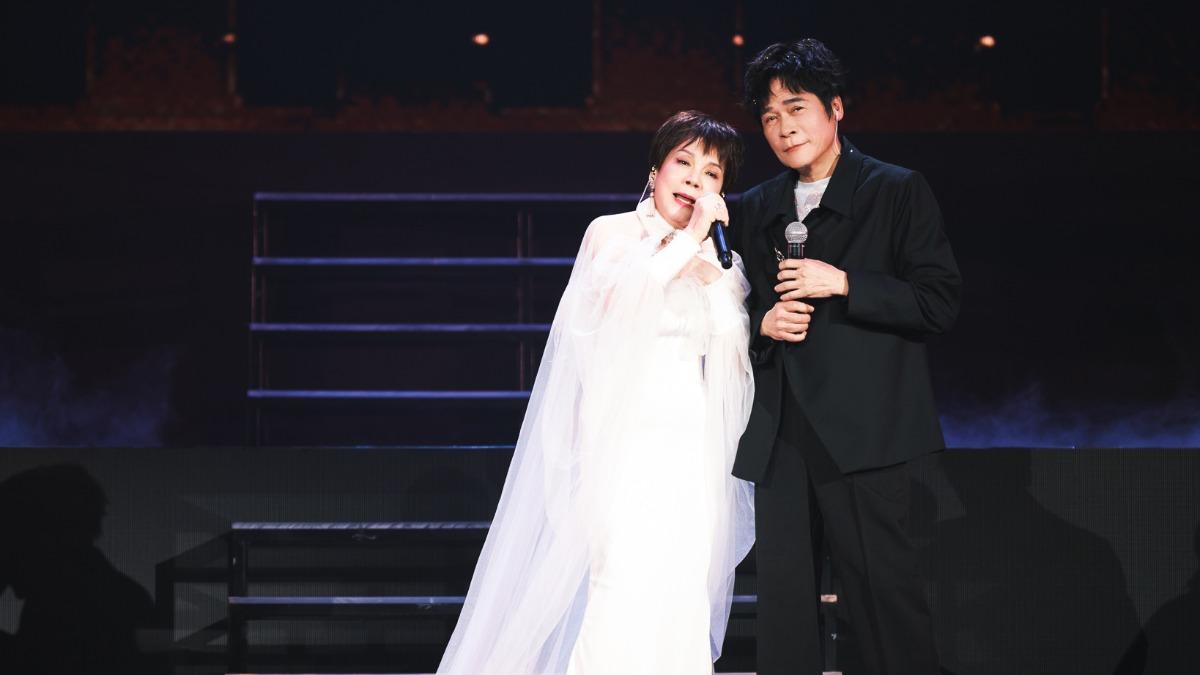 息影55年的丁黛難得露面,力挺洪榮宏演唱會。(圖/阿爾發音樂提供)