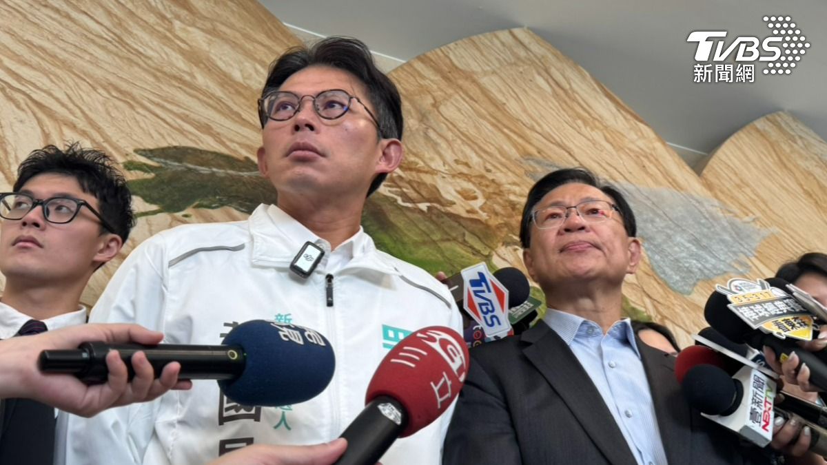 黃國昌、張啓楷會前受訪。（圖／劉庭宇攝）