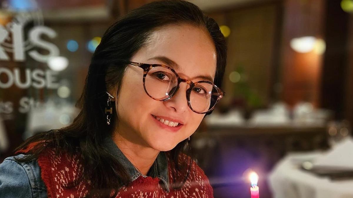 因「洗腳水」爆紅!玉女歌手歡慶53歲 凍齡美貌超驚豔