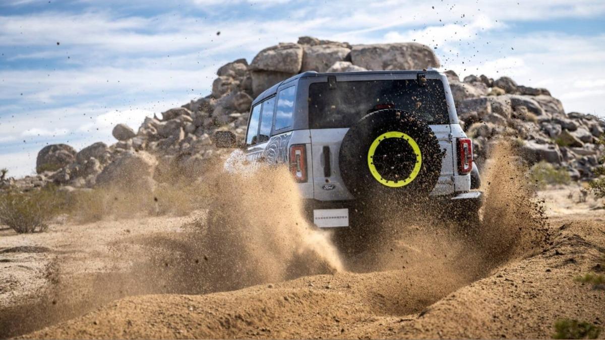 Bronco RTR動力搭載2.3升渦輪增壓直列4缸EcoBoost引擎,車主可依照需求升級及進階的Sasquatch套件。(圖/Ford提供)