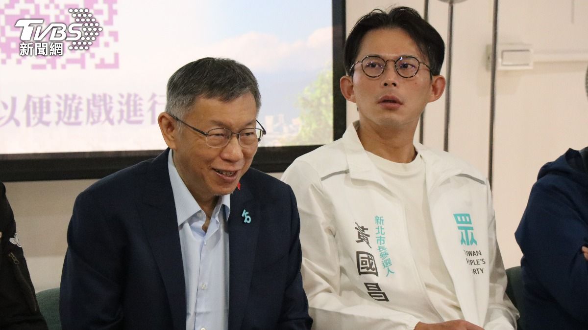 黃國昌布達新一波一級主管人事命令，柯文哲為國家治理學院院長。（圖／劉庭宇攝）