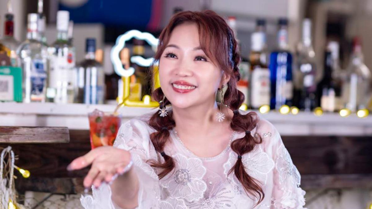 小貞姐姐有「一條根女王」美譽。（圖／小貞姐姐提供）