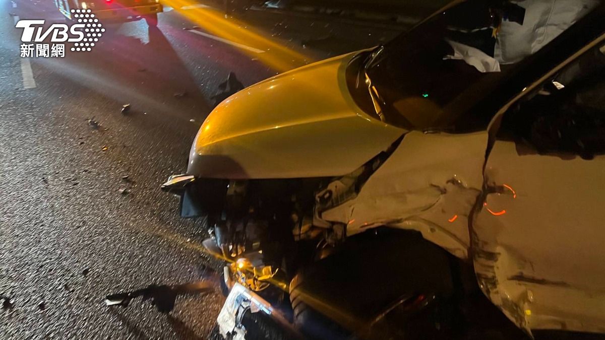 沒注意前方動態!國道一號9車煞不住連撞 車流大塞75分鐘