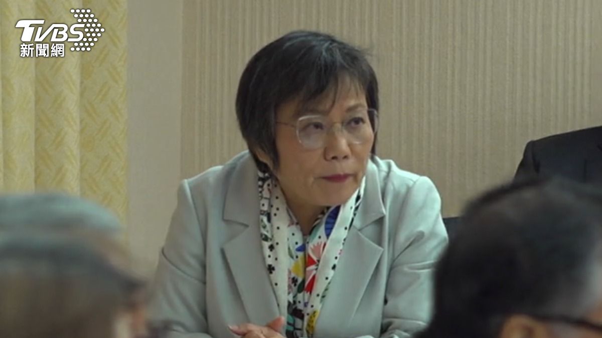 社宅目標從13萬砍至4萬,劉世芳稱是「務實調整」非跳票。(圖/TVBS)