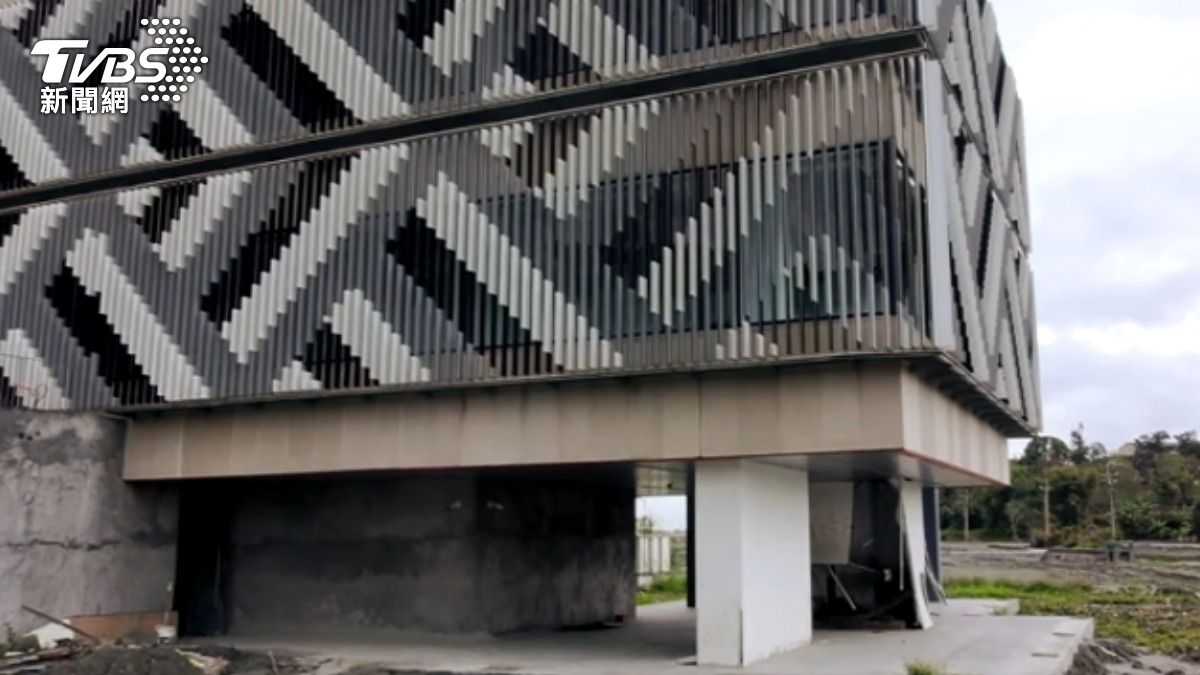 紅色淹沒 馬太鞍溪的重生/重建路漫長!農民嘆「土壤受傷」復耕需10年 文物館剛驗收就毀