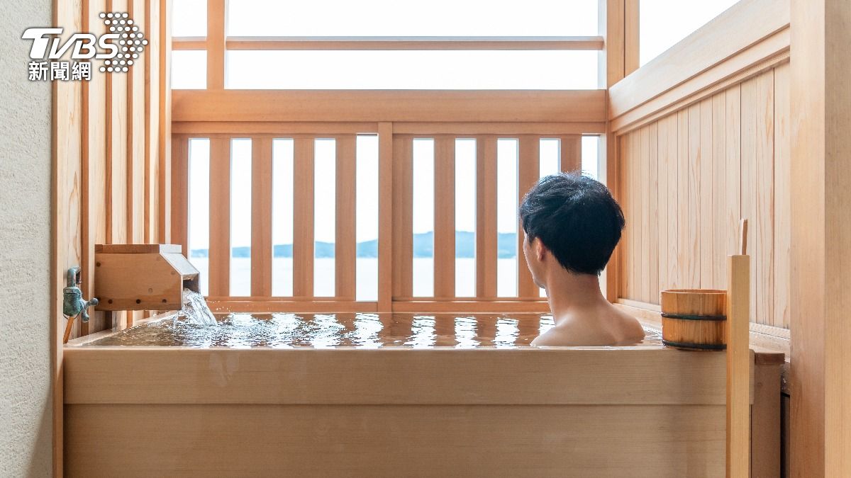13歲男童澡堂「泡20分鐘」腦出血!醫揭致命關鍵:避開這3種情況