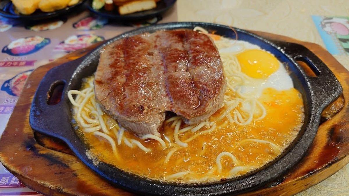 百坪牛排館「無預警倒閉」! 在地人驚:開幕還大排長龍