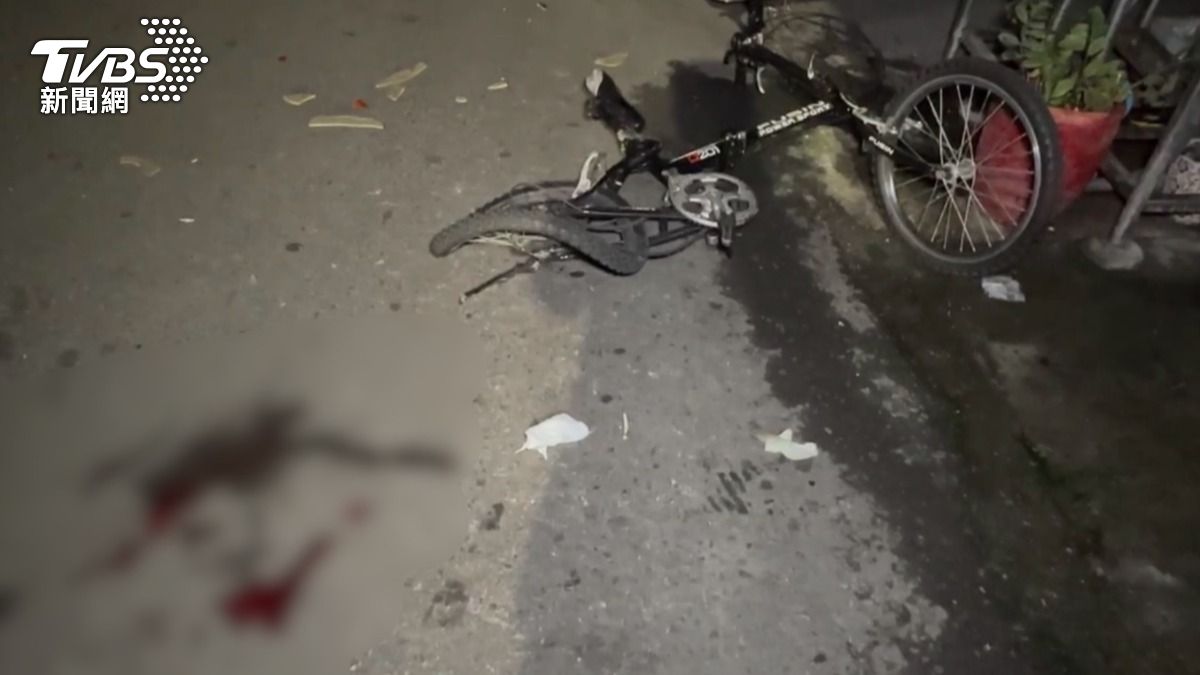 把單車騎士撞到「滿地血」落跑 駕駛醉酒落網喊:以為壓到坑洞