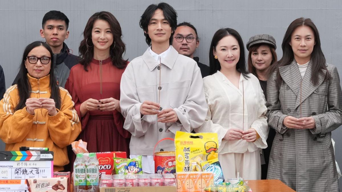 挑戰禁忌數字！黃河、賴雅妍開拍《終不悔 4:44》　王俐人「增重素顏」扮大媽