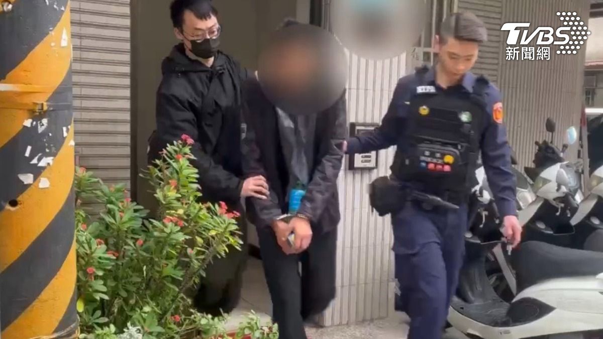 警方今日中午12時許在中和區友人住處找到蘇男。(圖/TVBS)