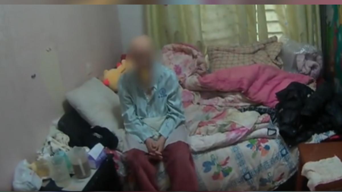 大陸湖北有一名罹患口腔癌的老婦人,由於心疼兒子負擔家計、還得扛醫藥費,因此故意製造假車禍,希望減輕兒子負擔。(圖/網路)
