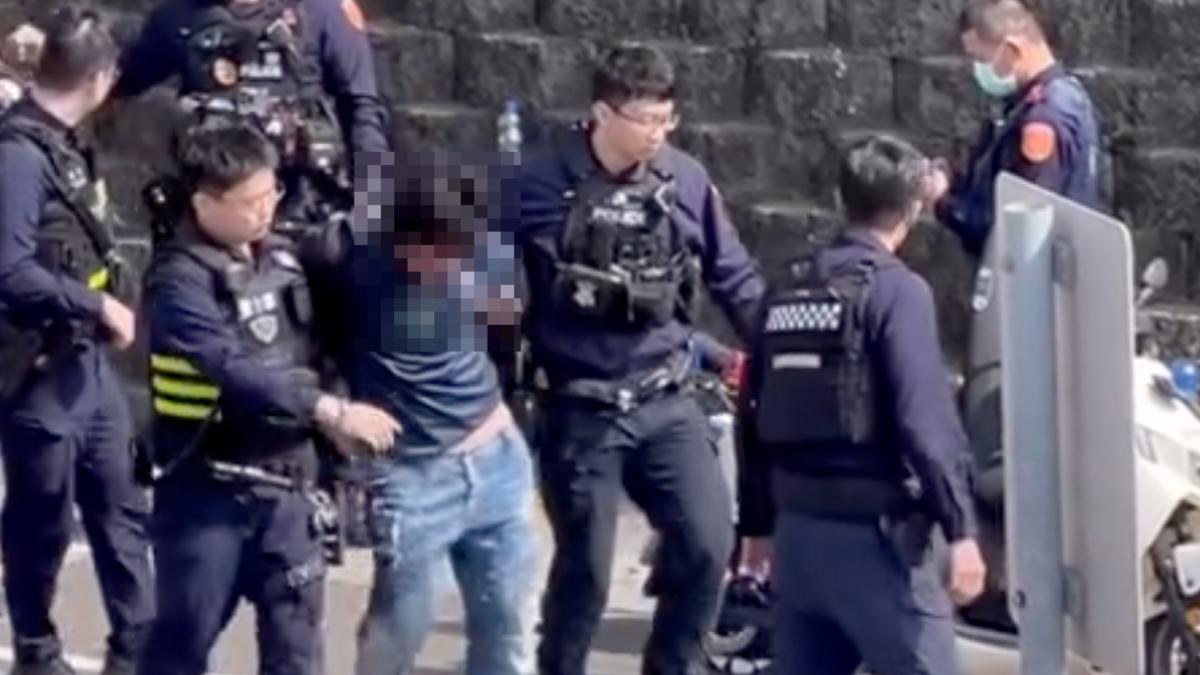 台南騎士倒地抽搐!手還緊握毒煙 突變異「喪屍」狠咬襲警
