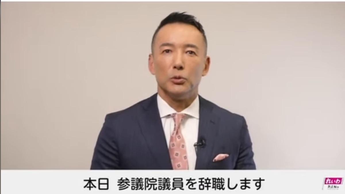 《大逃殺》男星驚爆罹癌!宣布辭去參議員職務 公開病因:惡化恐會丟命