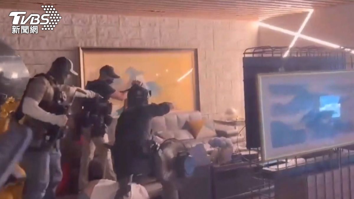 9名被害人受騙,財損金額高達1500餘萬元,警方當場逮捕55歲游姓主嫌等4人。(圖/警方提供)